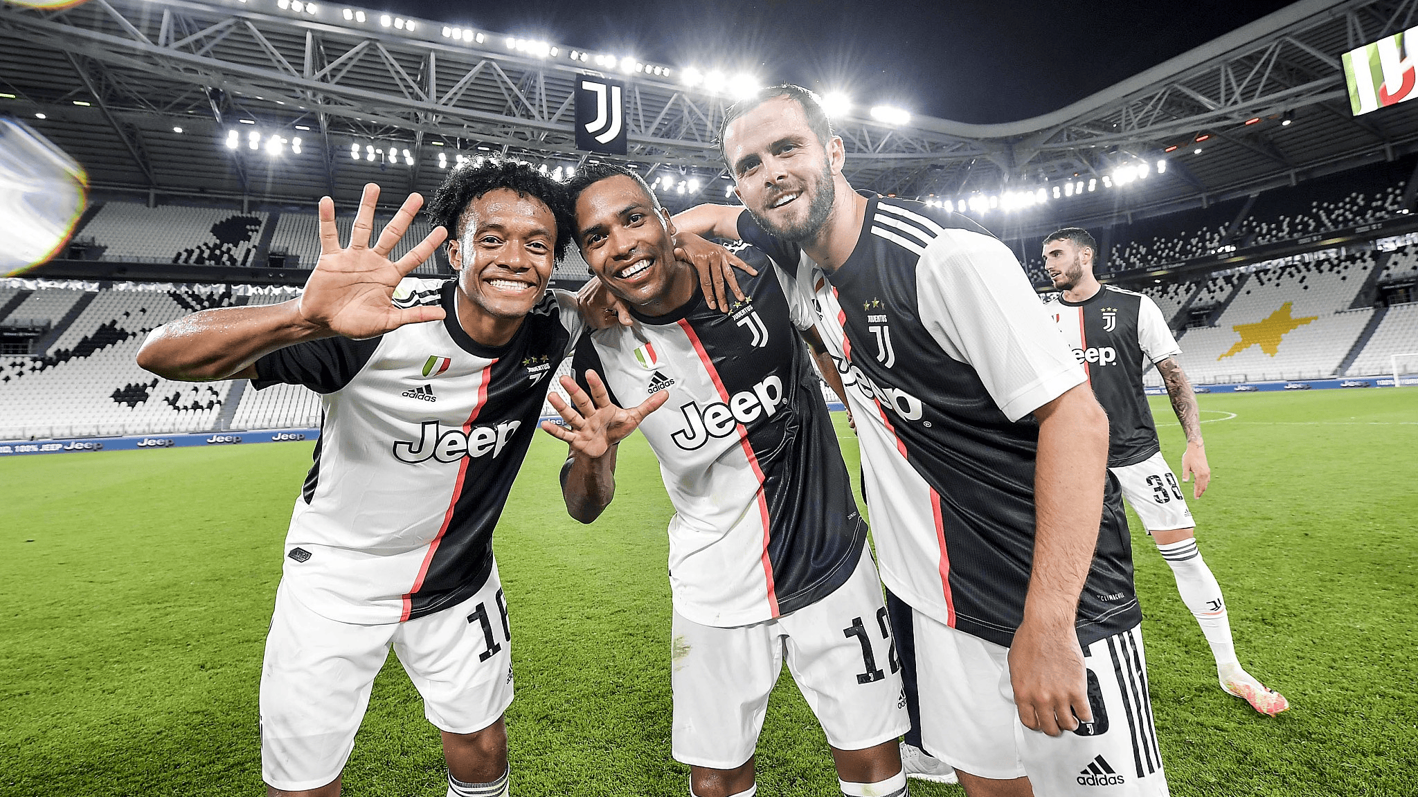 都灵队员发挥出色，击败强劲对手