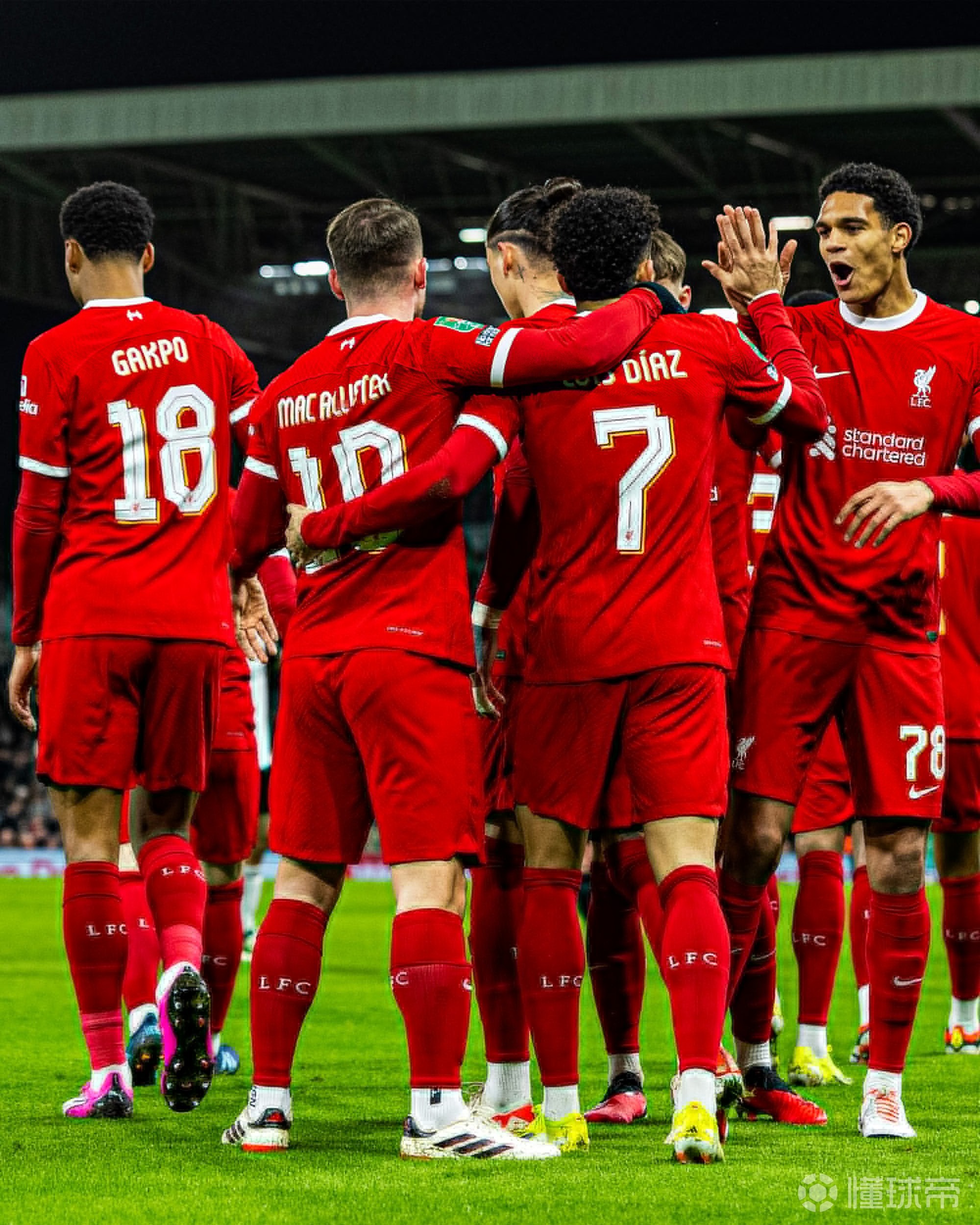 关于利物浦队员赛场亮相，精彩表现备受赞誉的信息