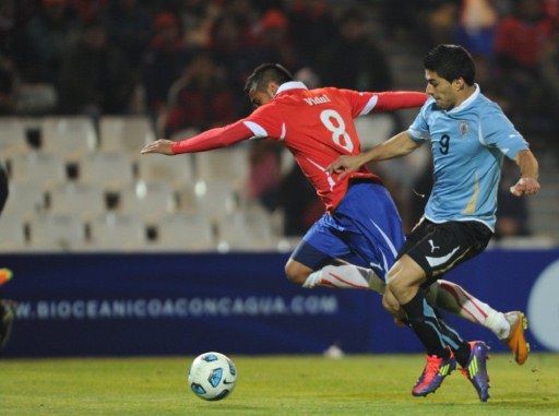 包含法国险胜中国，苏亚雷斯爆发神勇的词条