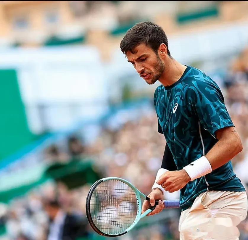 ATP总决赛险胜蒙特卡洛大师赛，阿尔卡拉斯关键制胜的简单介绍