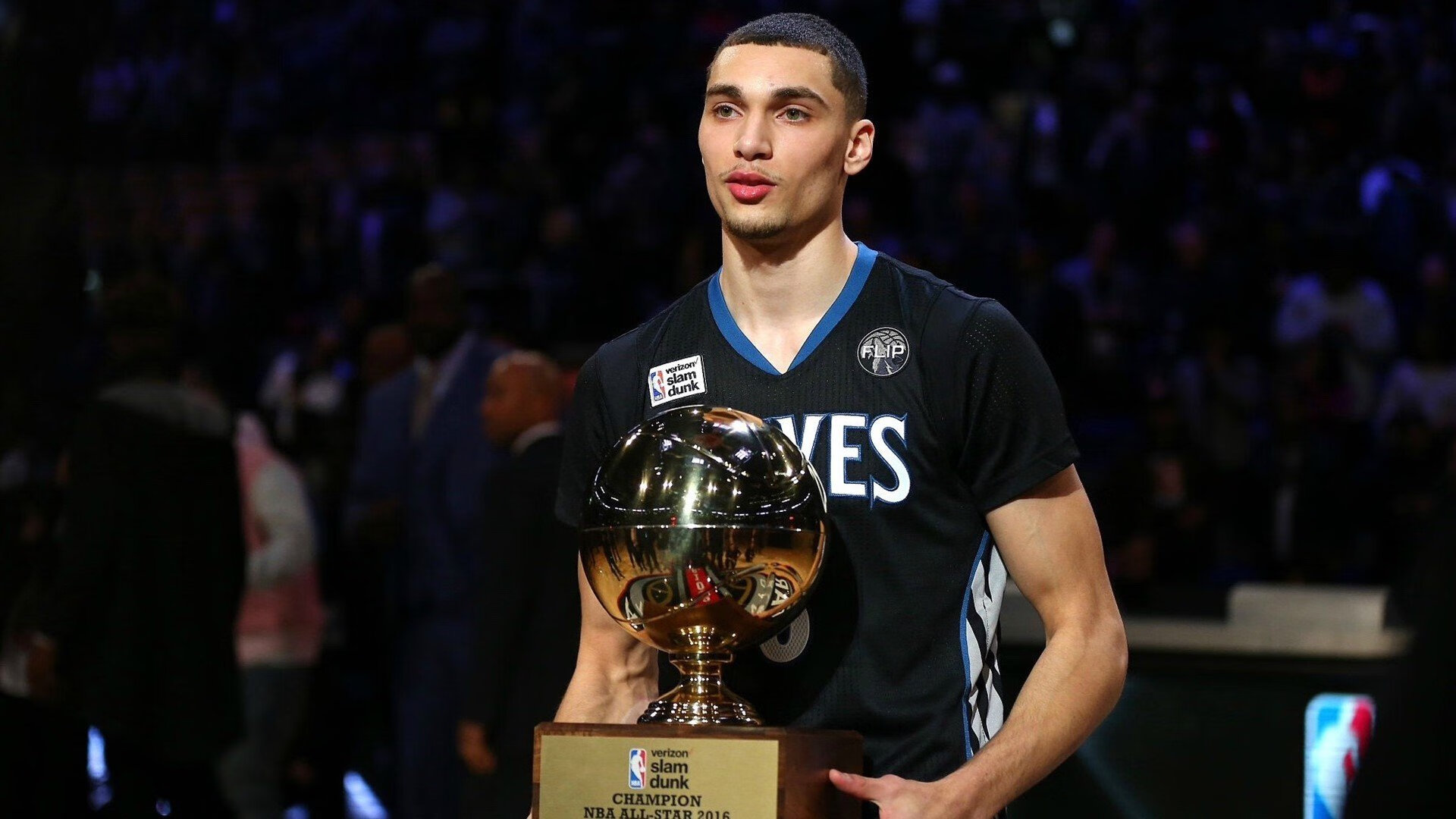 泰国队完胜中国队，桃田贤斗状态火热—亚洲体坛的双重变奏